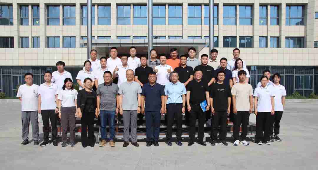 TPO/PVC鋼板復(fù)合生產(chǎn)與應(yīng)用專題研討會(huì)圓滿落幕 !